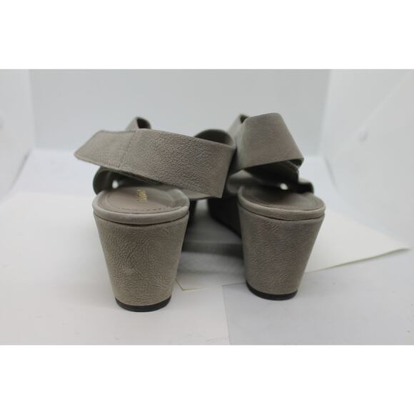 Nurture Gray Suede Sairyn Wedge Heel Sandals sz 9M - Picture 4 of 5